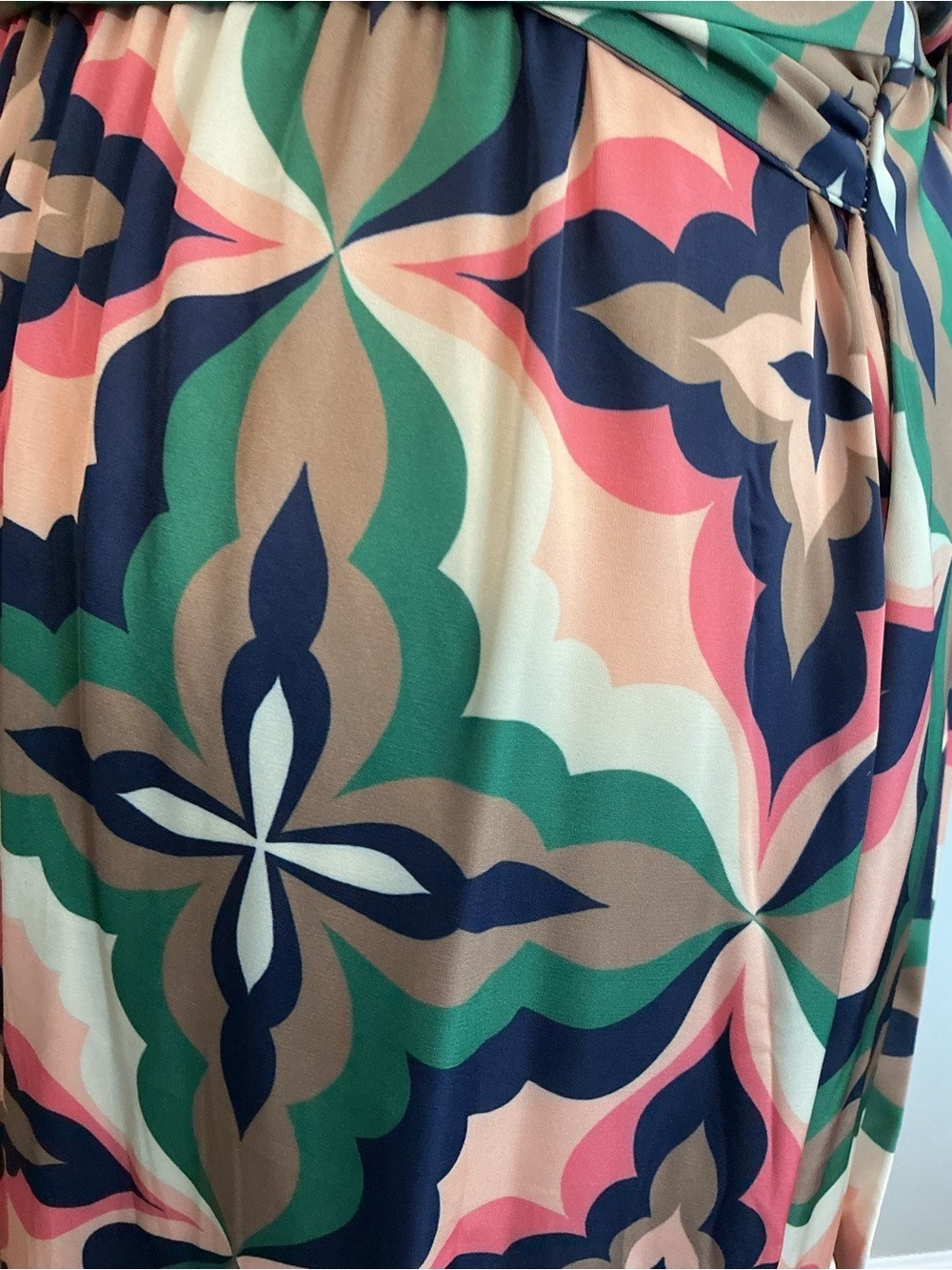 Misa Los Angeles Anabella Sleeveless Maxi Dress in Geometric Floral - Picture 11 of 15